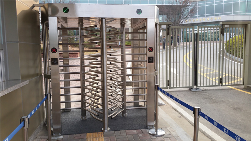 Card access system turnstile full height