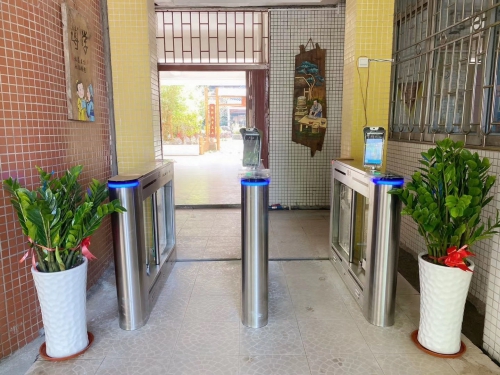 CN Safety Gate Tech Swing Turnstile Paves a Safe Passage for Campus Anti-epidemic
